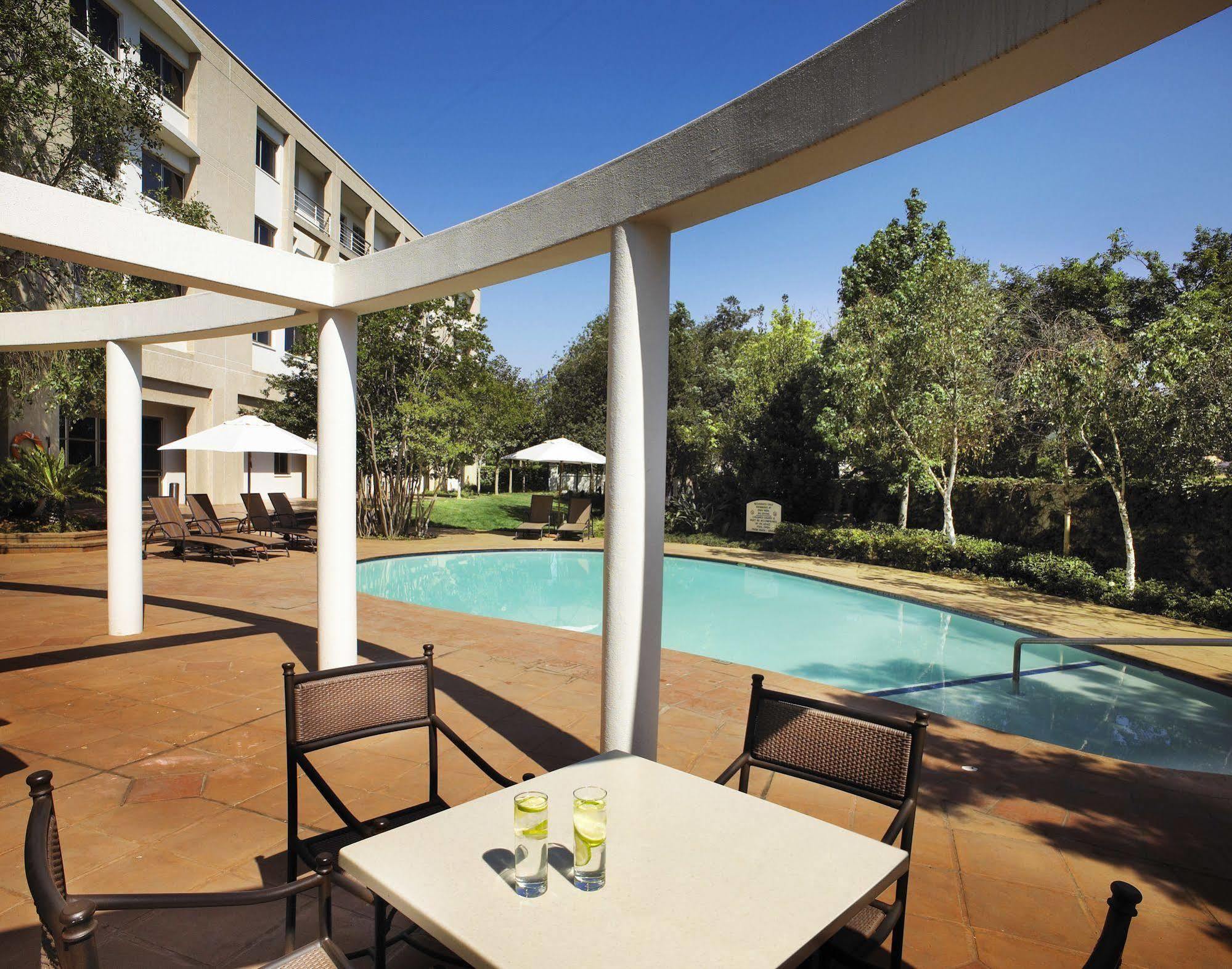Hotel Garden Court Eastgate Johannesburg Esterno foto